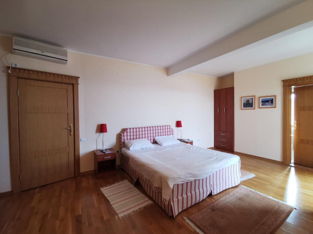 Lux Villa Provence Будва Экстерьер фото